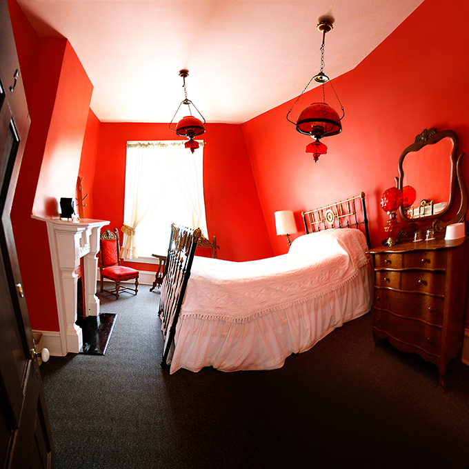 JESSE JAMES ROOM